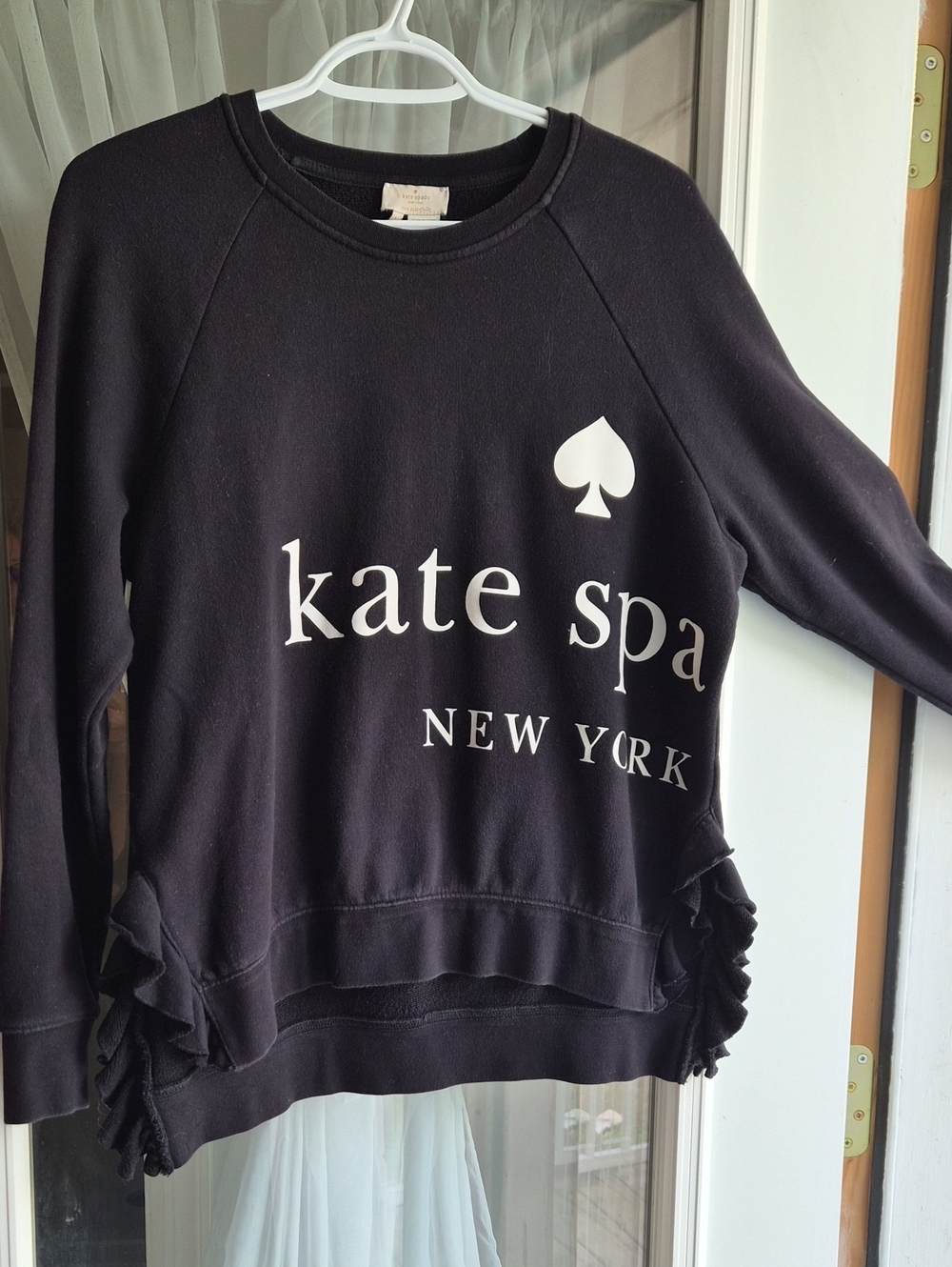 kate spade black logo ruffle-hem crewneck sweatshirt